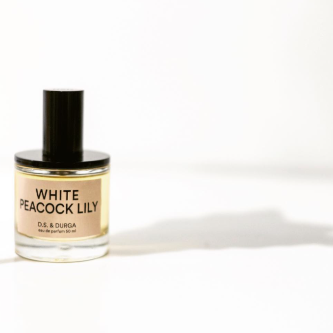 Avis White Peacock Lily DS & Durga – La Parfumerie Podcast